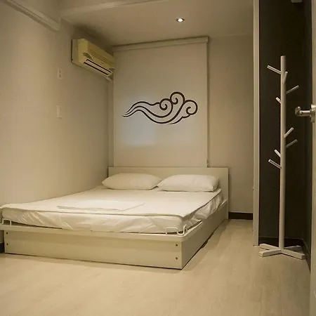 Mini Hotel Insa Seoul Exterior photo
